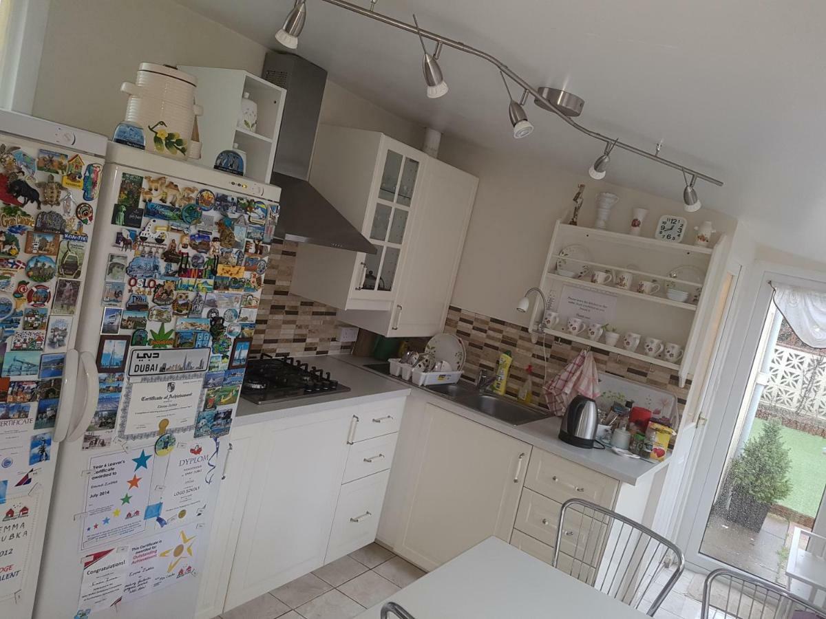Home Accommodation Саутхамптън Екстериор снимка