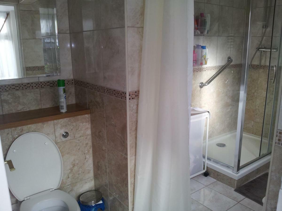 Home Accommodation Саутхамптън Екстериор снимка